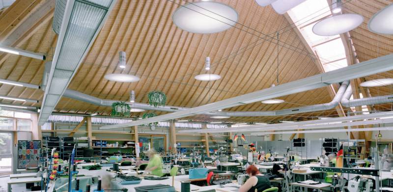 S'assoir naturellement  par WILKHAHN